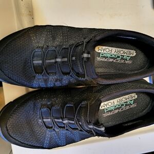 Skechers Women's Black Memory Foam Sneakers